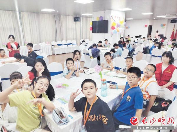 点点金 “你为城市跑腿，我们为你看娃”